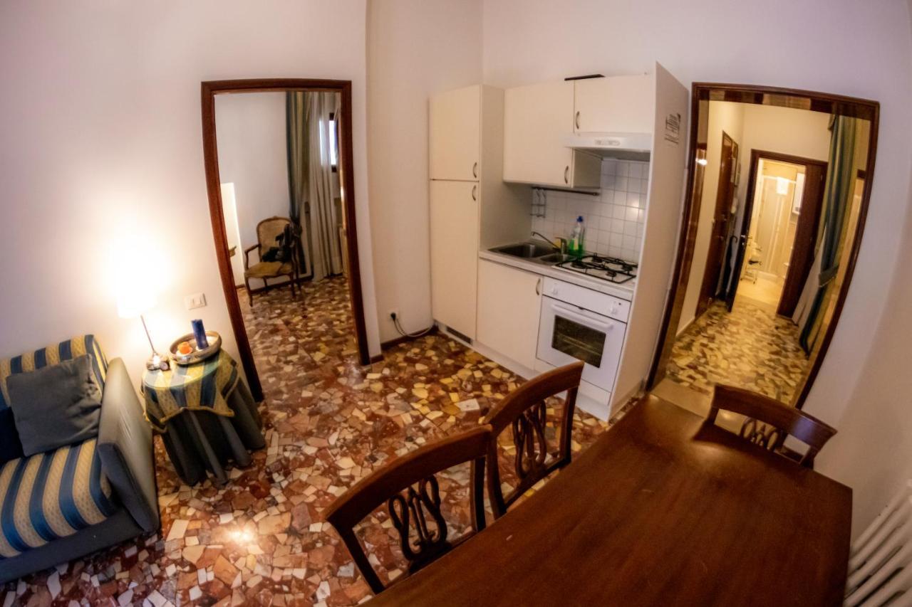 Zaffiro * Venezia